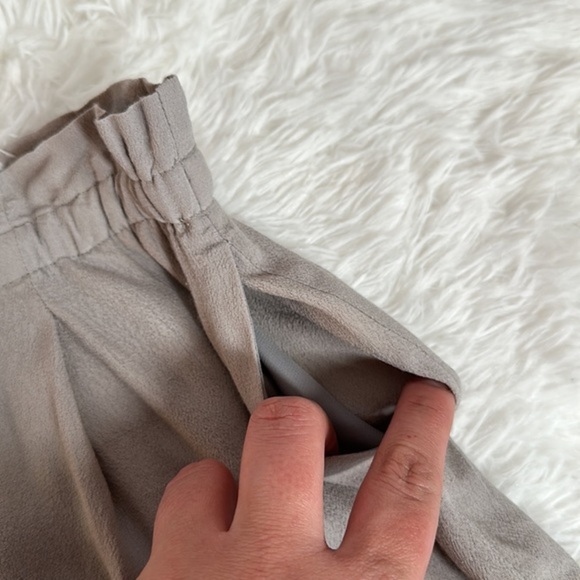 Wilfred Cool Grey Flowy Chiffon Mini Shorts with Front Tie - Picture 4 of 8